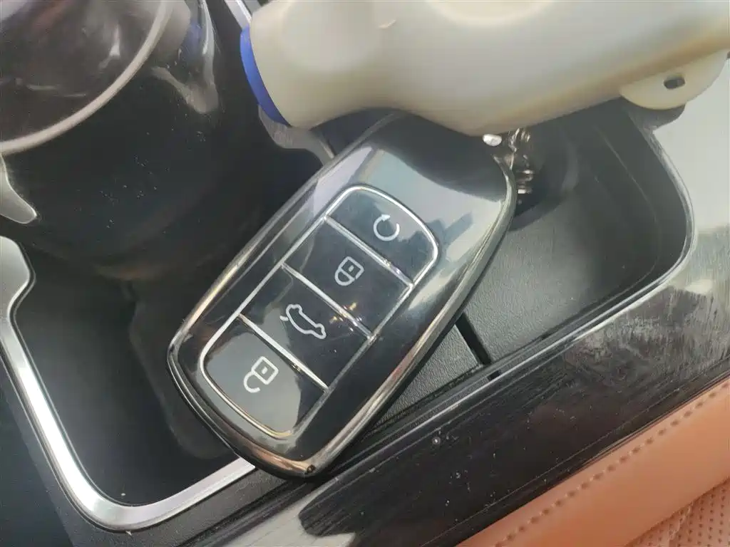 Tiggo 8 PLUS 2021 290TGDI DCT luxury edition купить на сайте DeffCars