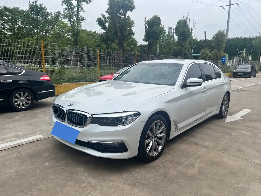 BMW 5 Series 2018 528Li Special Edition launched купить на сайте DeffCars
