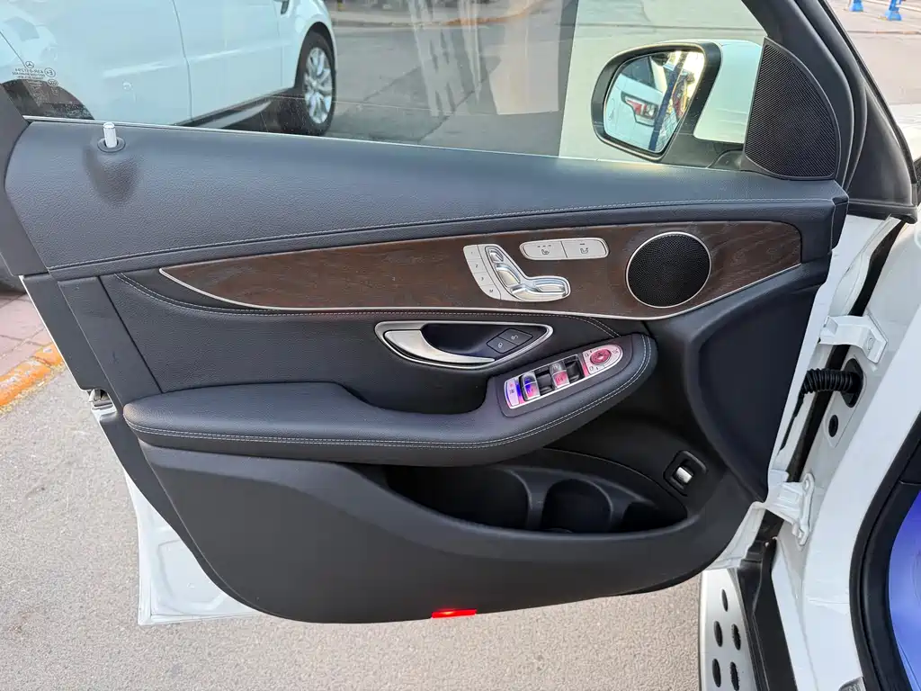 Mercedes-Benz GLC 2020 facelift GLC 300 L 4MATIC dynamic купить на сайте DeffCars