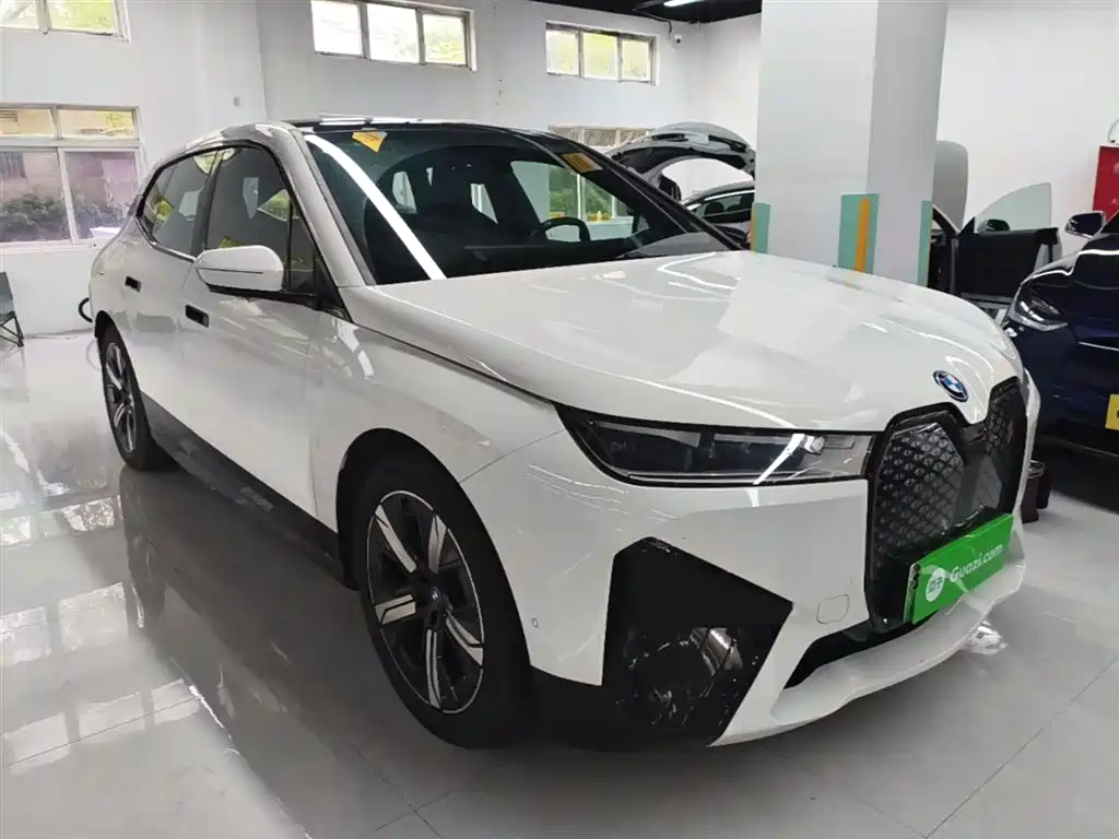 BMW iX 2022 xDrive40 купить на сайте DeffCars