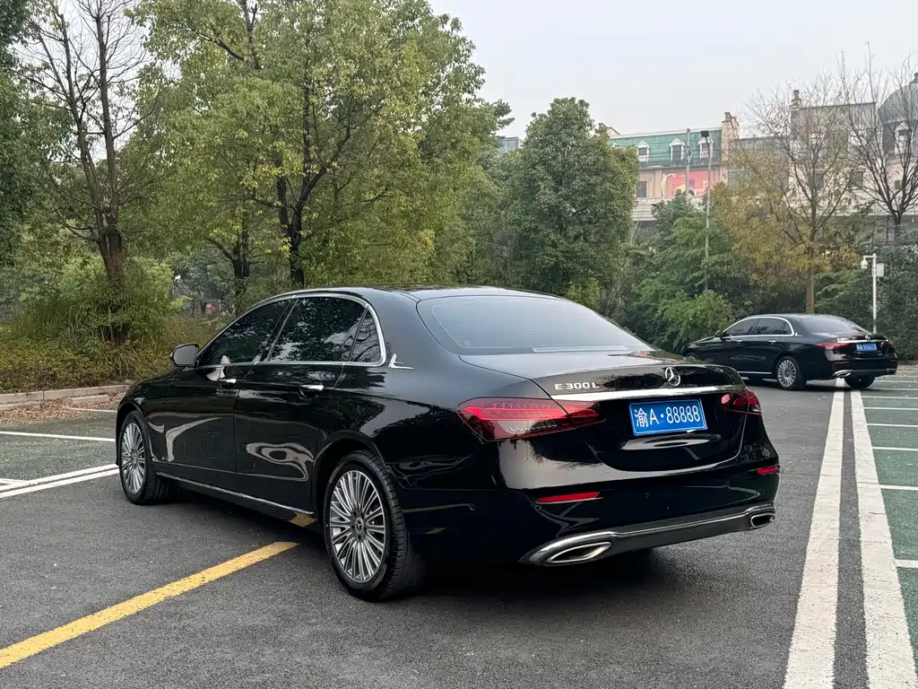 Mercedes-Benz E-Class 2021 E 300 L Luxury Model купить на сайте DeffCars