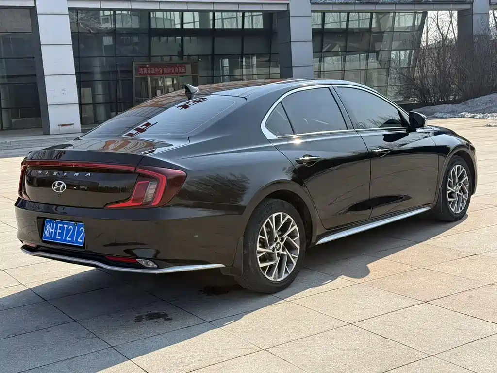 Famous pictures 2021 1.8L CVT GLX Elite Edition купить на сайте DeffCars