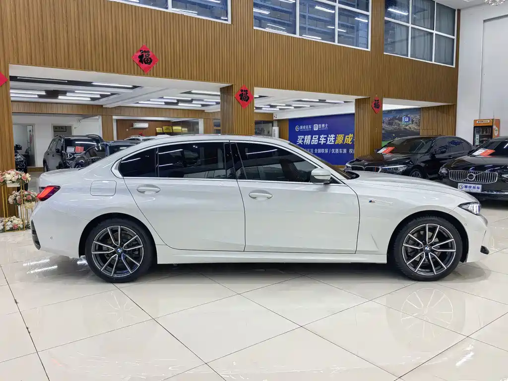 BMW 3 Series 2025 325Li M Sports Package купить на сайте DeffCars