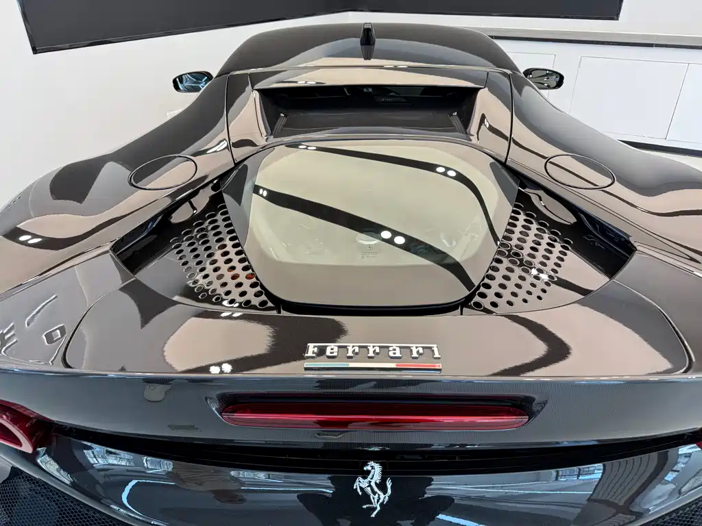 SF90 2020 3.9T V8 Stradale купить на сайте DeffCars