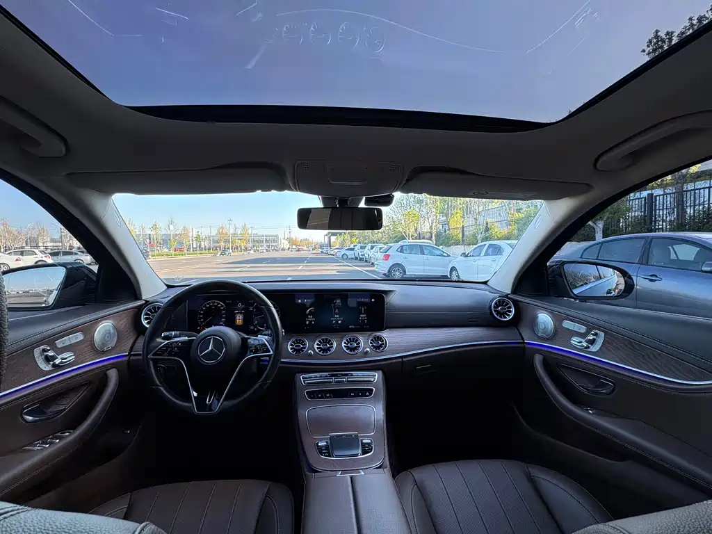 Mercedes-Benz E-Class 2022 facelift E 300 L sports luxury model купить на сайте DeffCars