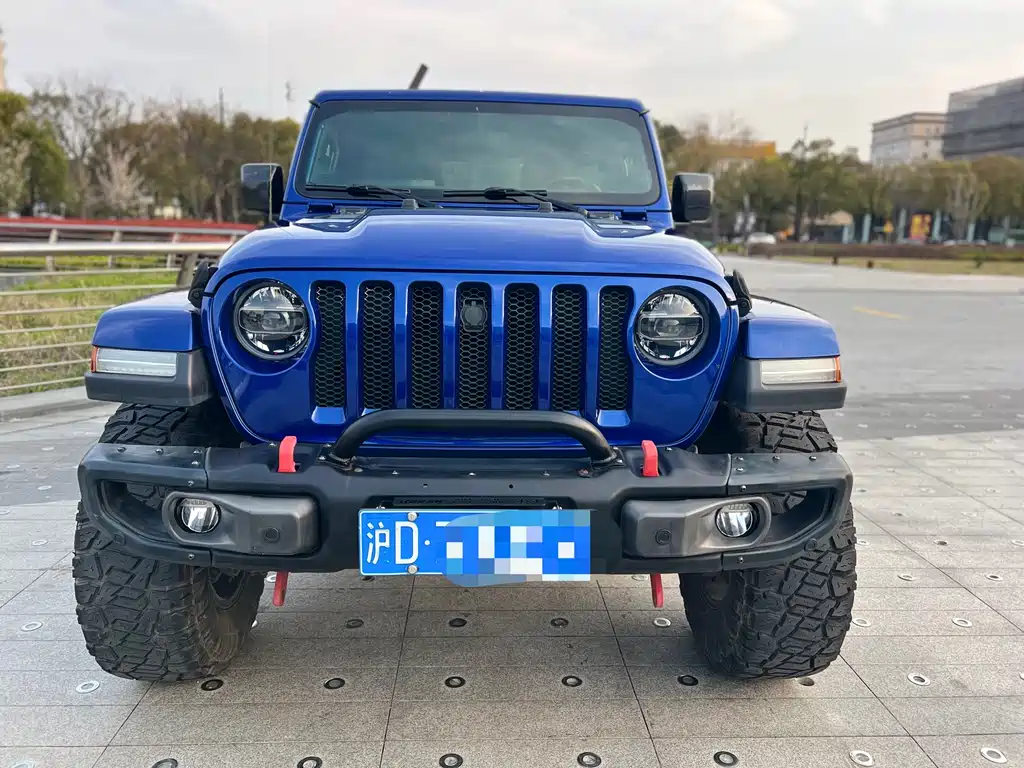 Wrangler 2021 2.0T Sahara four-door version купить на сайте DeffCars