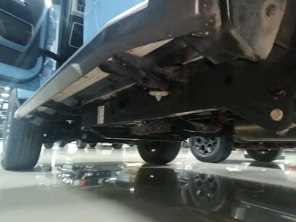 Beijing BJ40 2023 2.0T Automatic 4WD City Hunter Edition купить на сайте DeffCars