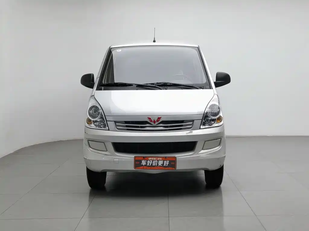 Wuling Rongguang S 2022 1.2L basic window-sealed car 5-seater LSI купить на сайте DeffCars