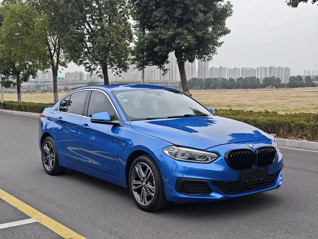 BMW 1 Series 2020 120i Fashion купить на сайте DeffCars