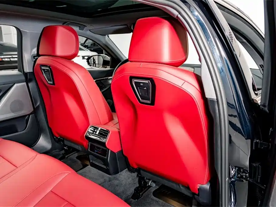 BMW 5 Series 2025 525Li M Sports Package купить на сайте DeffCars