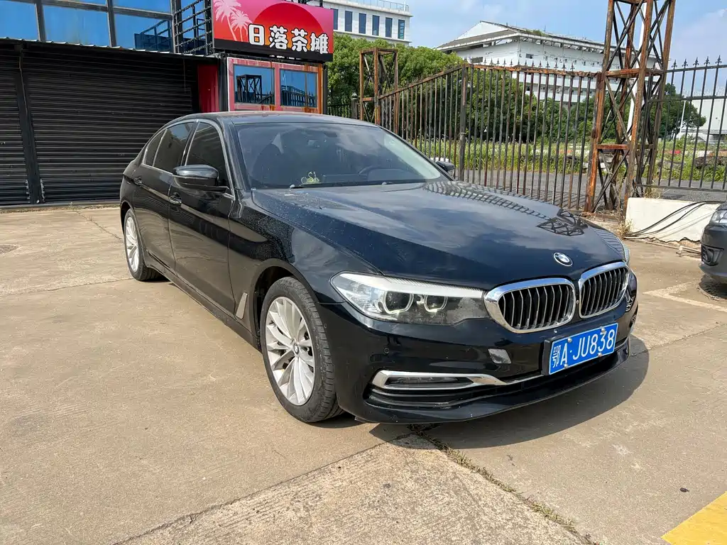 BMW 5 Series 2018 facelift 530Li leading model luxury package купить на сайте DeffCars