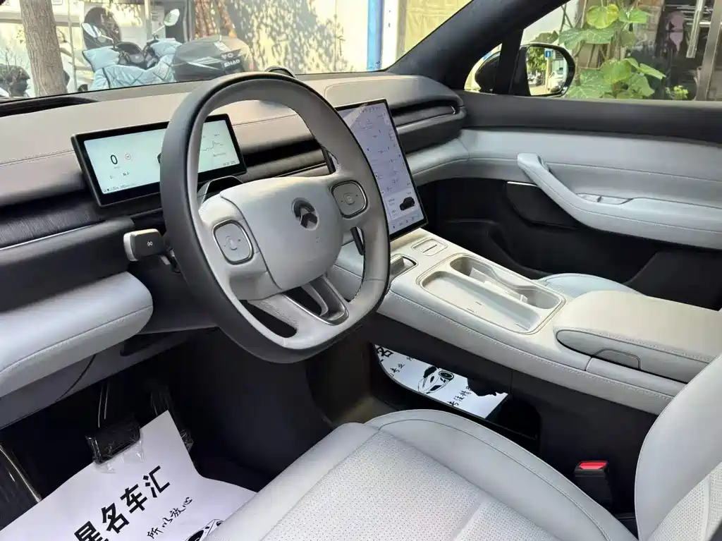 NiO ES6 2023 75kWh купить на сайте DeffCars