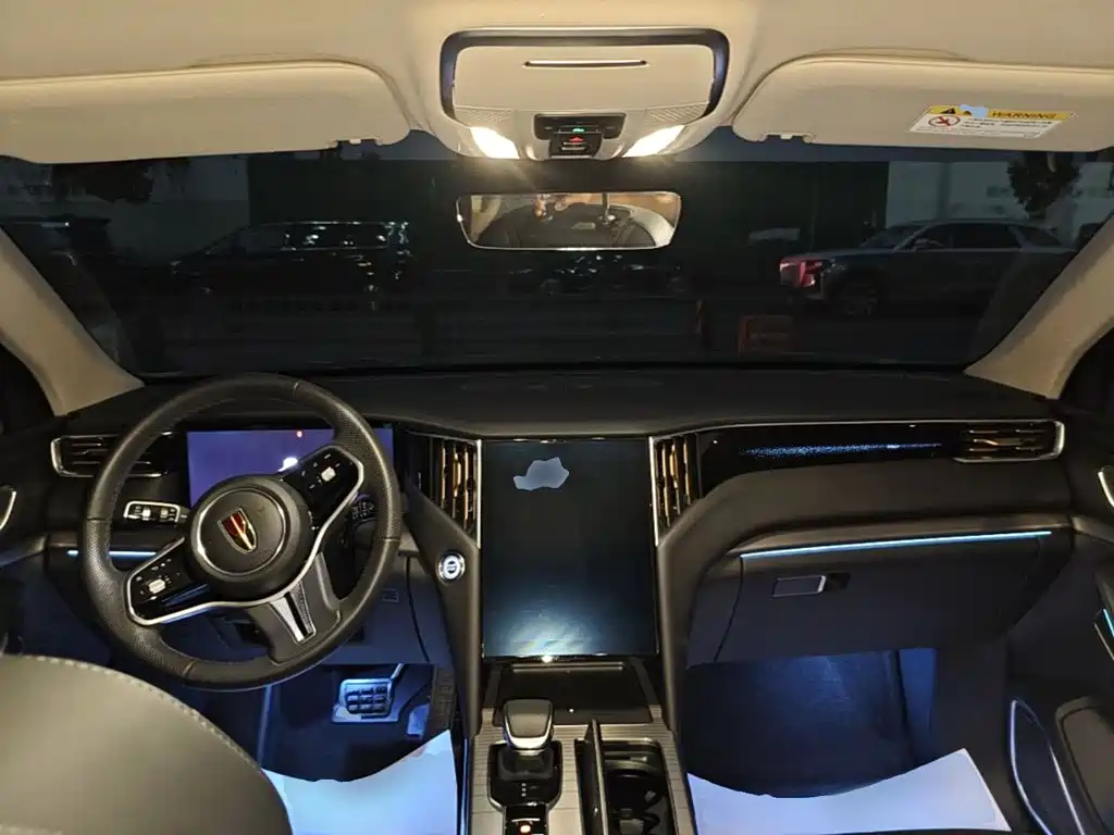 Hongqi HS7 PHEV 2024 2.0T PHEV four-wheel drive Qichang version 7 seats купить на сайте DeffCars
