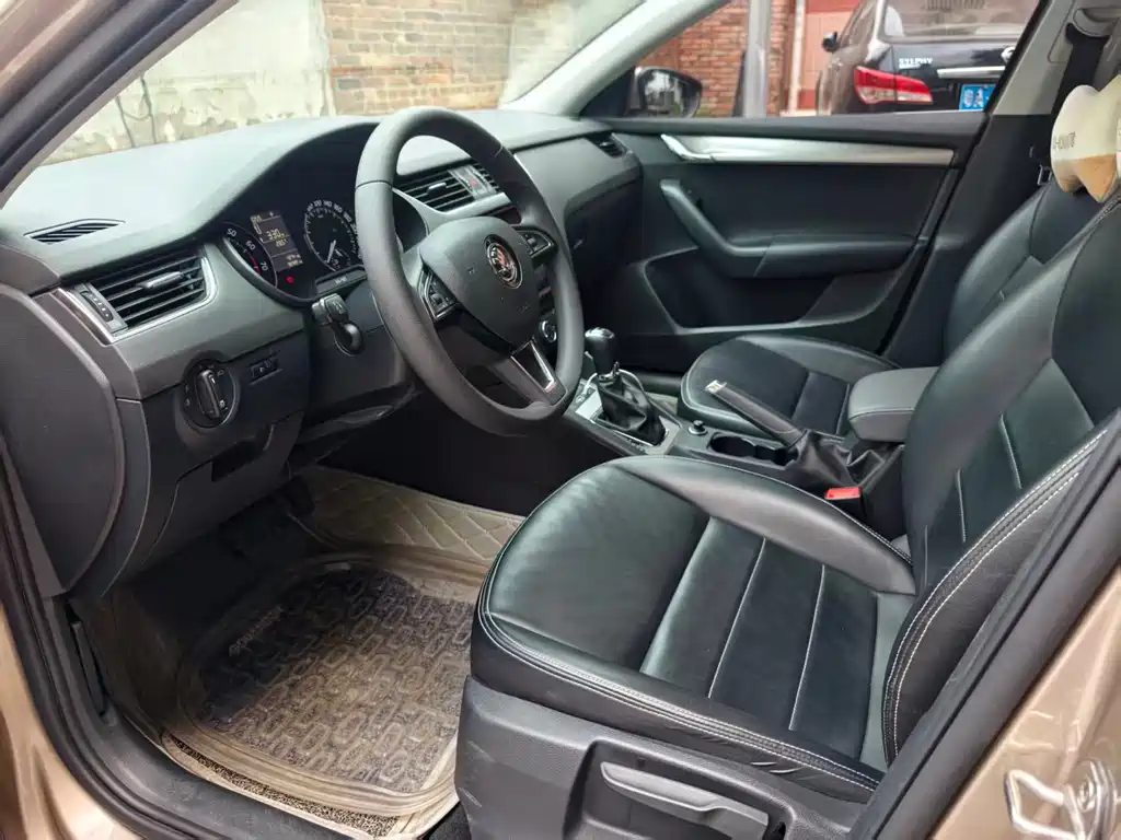 Octavia 2019 1.5L Automatic Intelligent Travel Comfort Edition National VI купить на сайте DeffCars