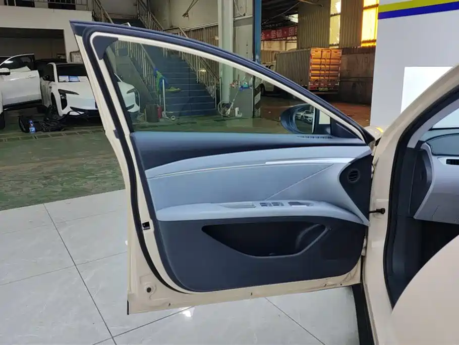 Xpeng MONA M03 2024 model 515 long battery life купить на сайте DeffCars