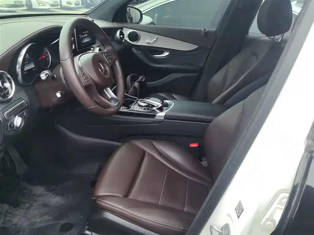 Mercedes-Benz GLC 2017 GLC 200 4MATIC купить на сайте DeffCars