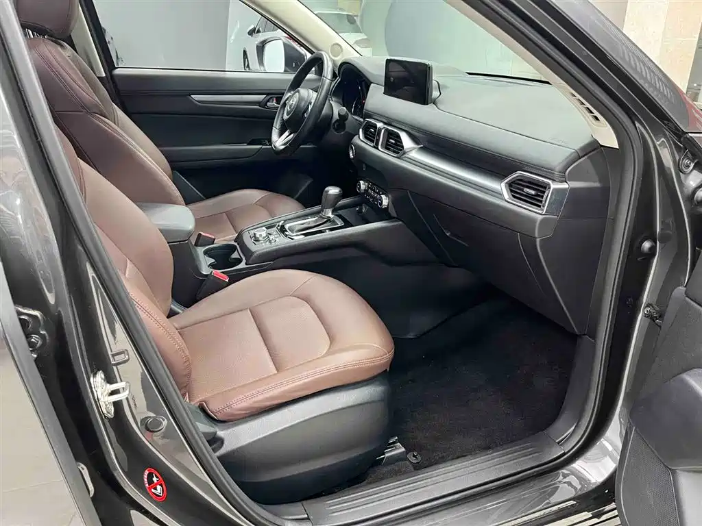 Mazda CX-5 2024 2.0L automatic two-wheel drive smart model купить на сайте DeffCars