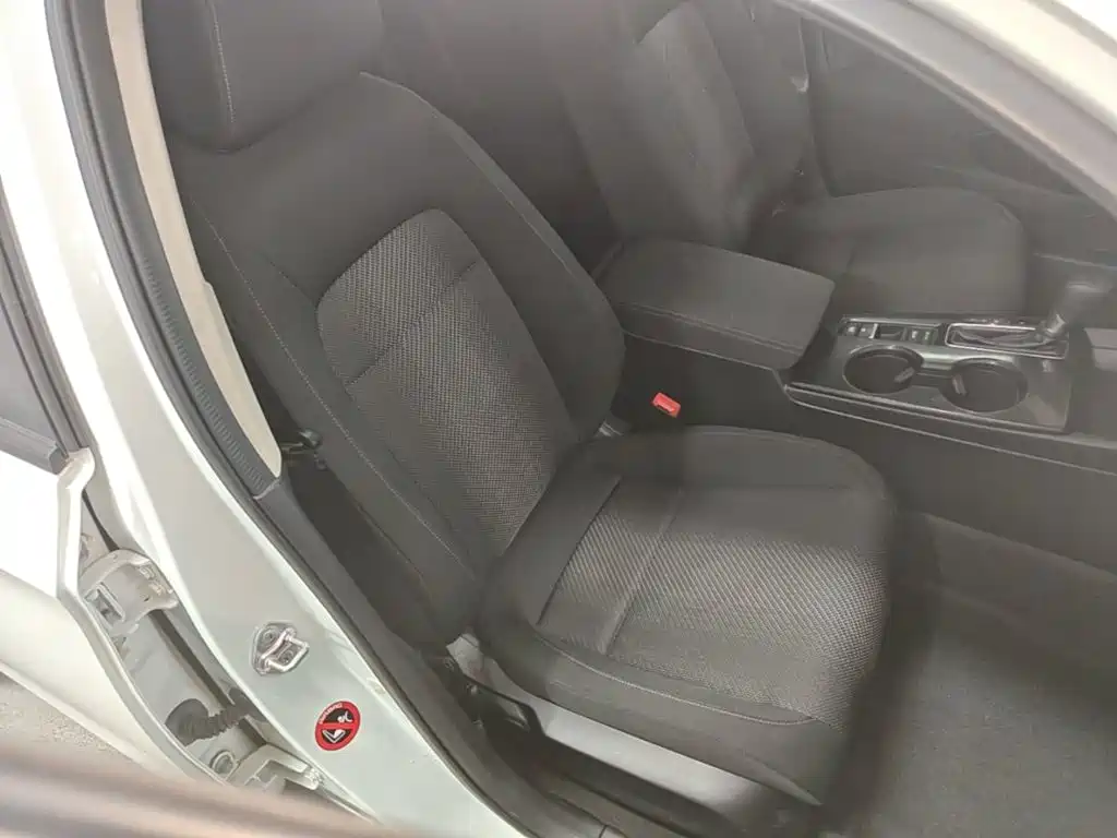 Model 2023 240TURBO CVT Leading Edition купить на сайте DeffCars