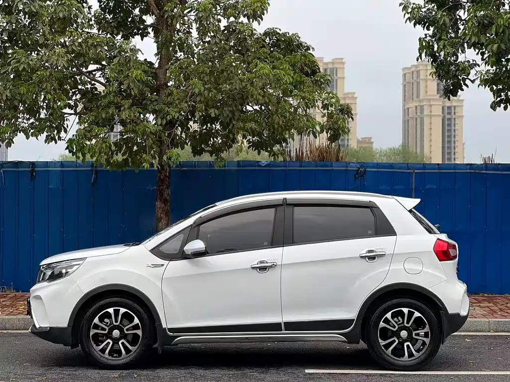 Vision X3 2017 1.5L automatic elite type купить на сайте DeffCars