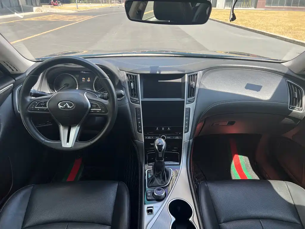 Infiniti Q50L 2021 2.0T Enjoy Edition купить на сайте DeffCars