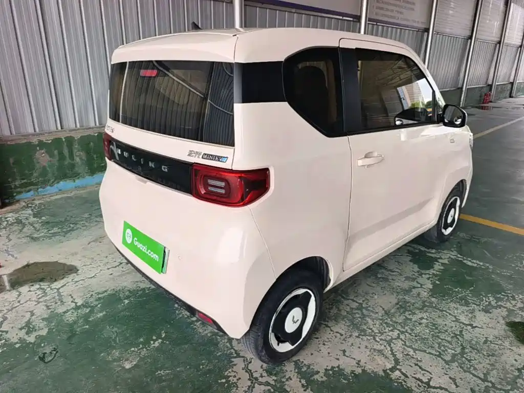 Hongguang MINIEV 2021 Macaron enjoys three Yuan lithium купить на сайте DeffCars