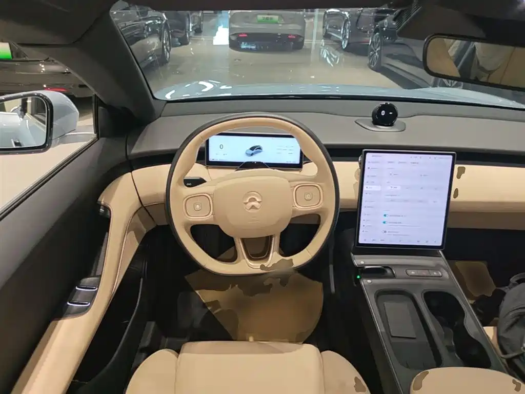 NIO ET5T 2024 model 75kWh Touring купить на сайте DeffCars