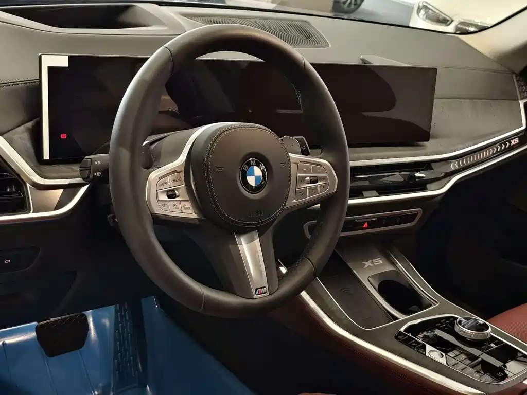 BMW X5 2026 xDrive 30Li Exclusive M Sports Night Package купить на сайте DeffCars