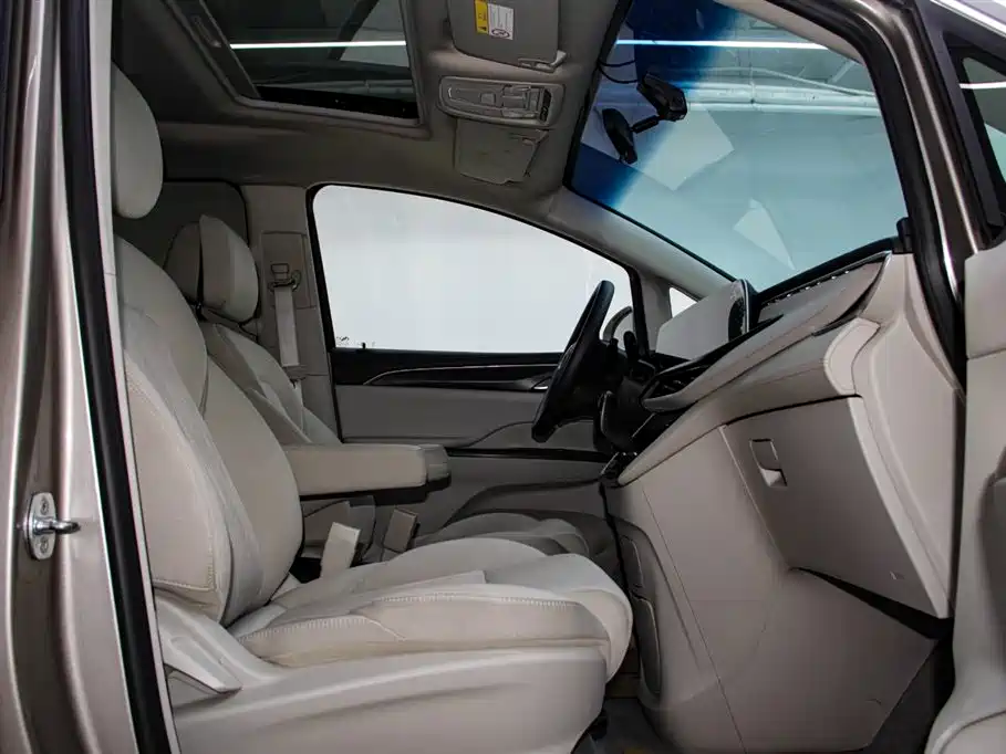 Buick GL8 2023 ES Lu Zun Comfort Type купить на сайте DeffCars