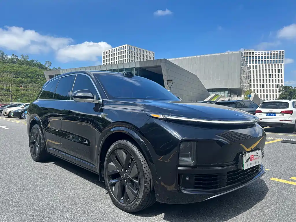 Ideal L8 2024 Ultra купить на сайте DeffCars