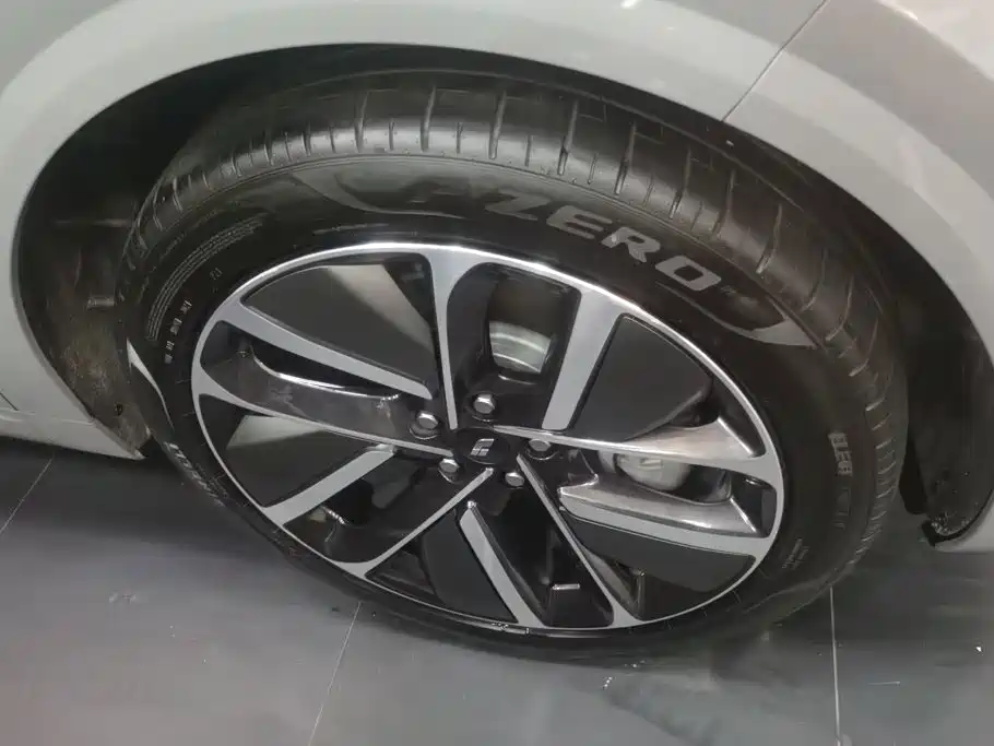 Ideal L6 2024 Max купить на сайте DeffCars