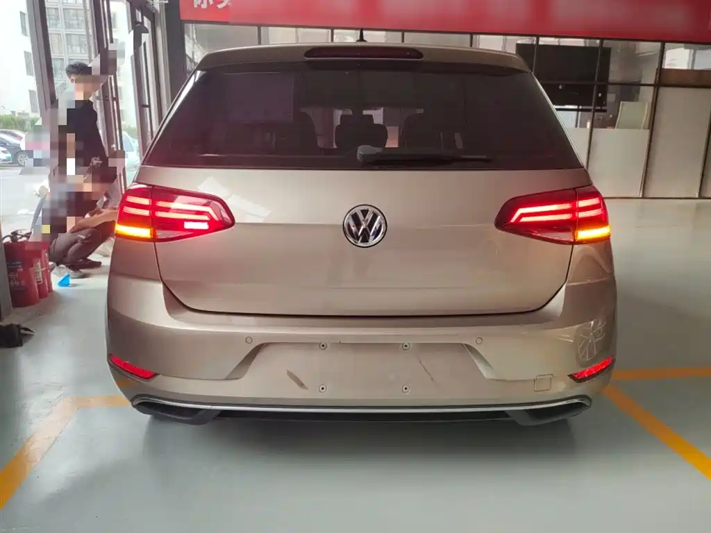 Golf 2020 280TSI DSG comfort model купить на сайте DeffCars