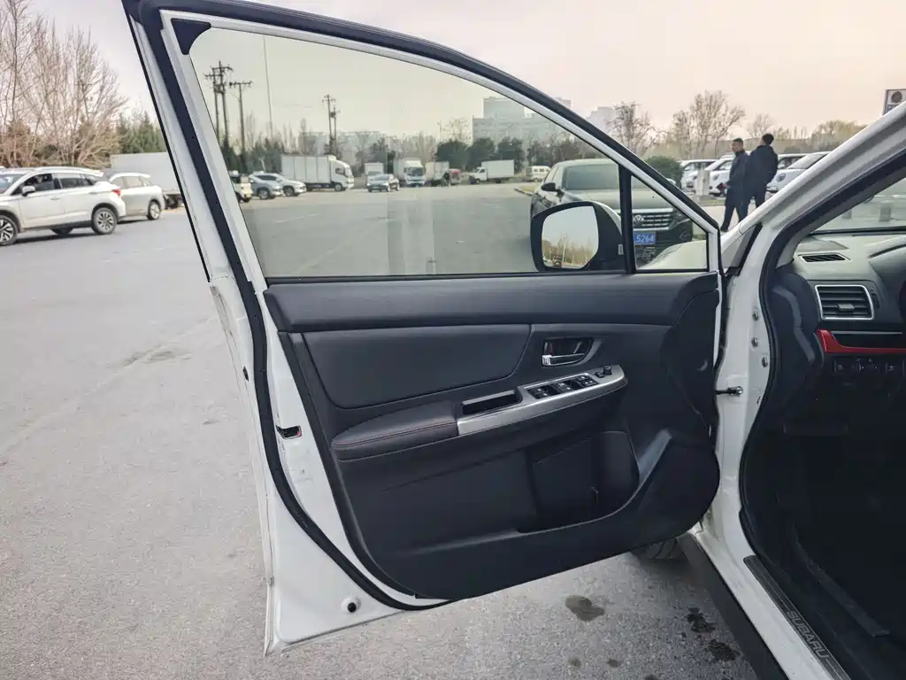 Subaru XV 2017 2.0i Elite Navigation Edition купить на сайте DeffCars