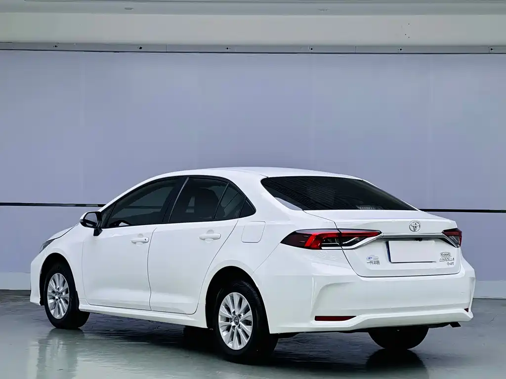 Corolla 2019 1.2T S-CVT GL Pioneer Edition купить на сайте DeffCars