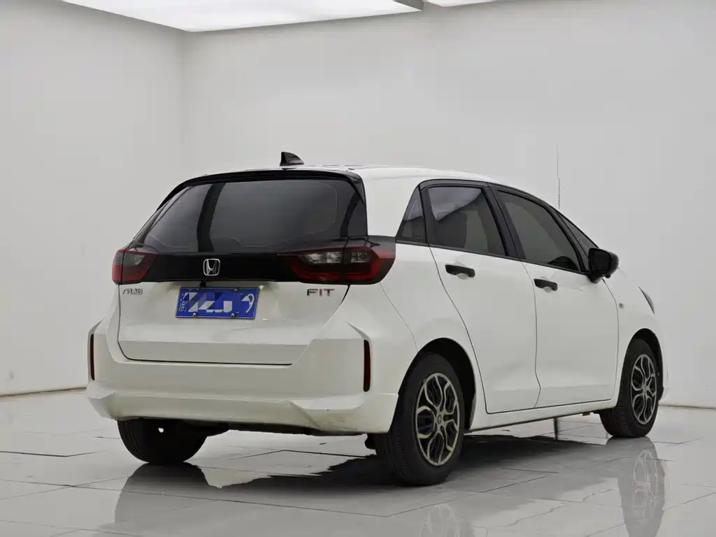 Fit 2021 1.5L CVT tide version купить на сайте DeffCars