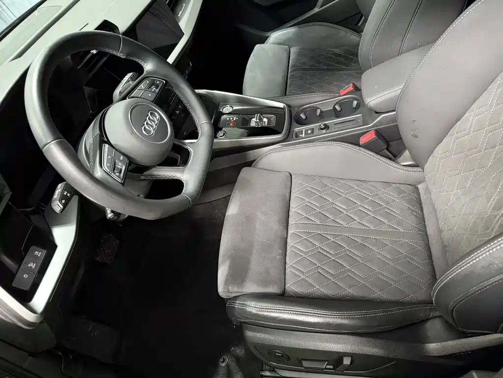 Audi A3 2022 Sportback 35 TFSI luxury sports model купить на сайте DeffCars