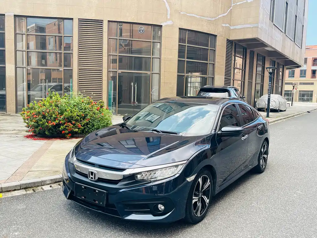 Civic 2016 220TURBO CVT Premium Edition купить на сайте DeffCars