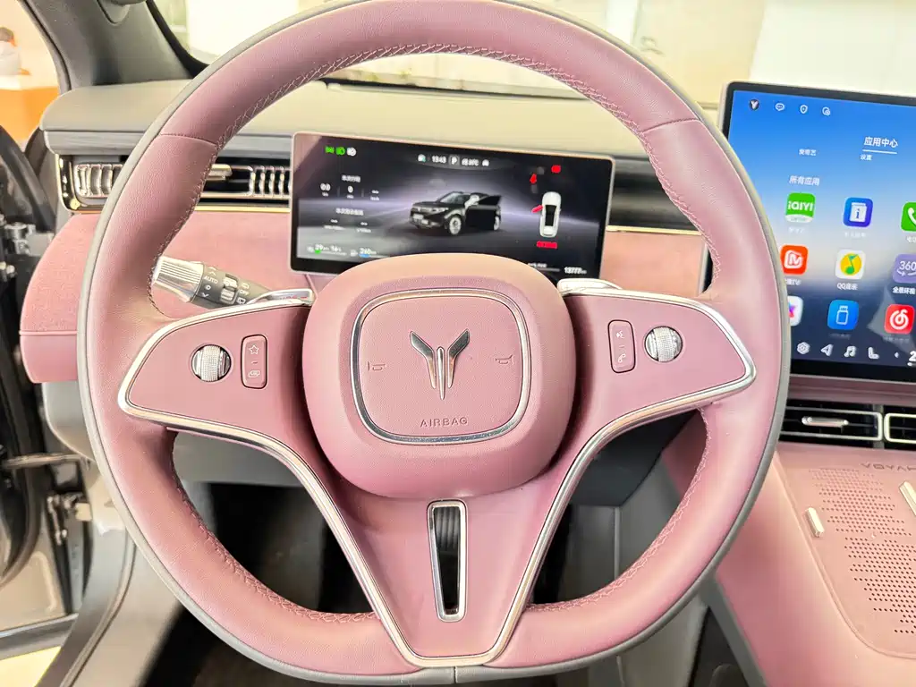 Lantu FREE 2025 FREE+ rear-wheel drive Qiankun version купить на сайте DeffCars