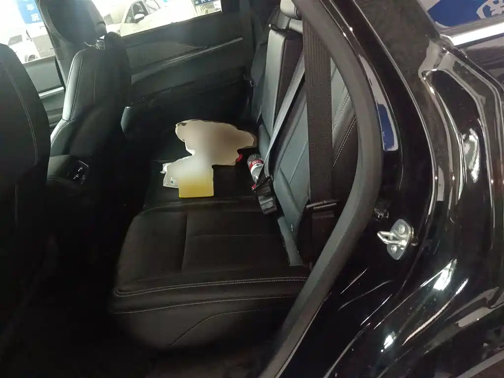 Cadillac XT5 2025 2.0T Metropolis купить на сайте DeffCars