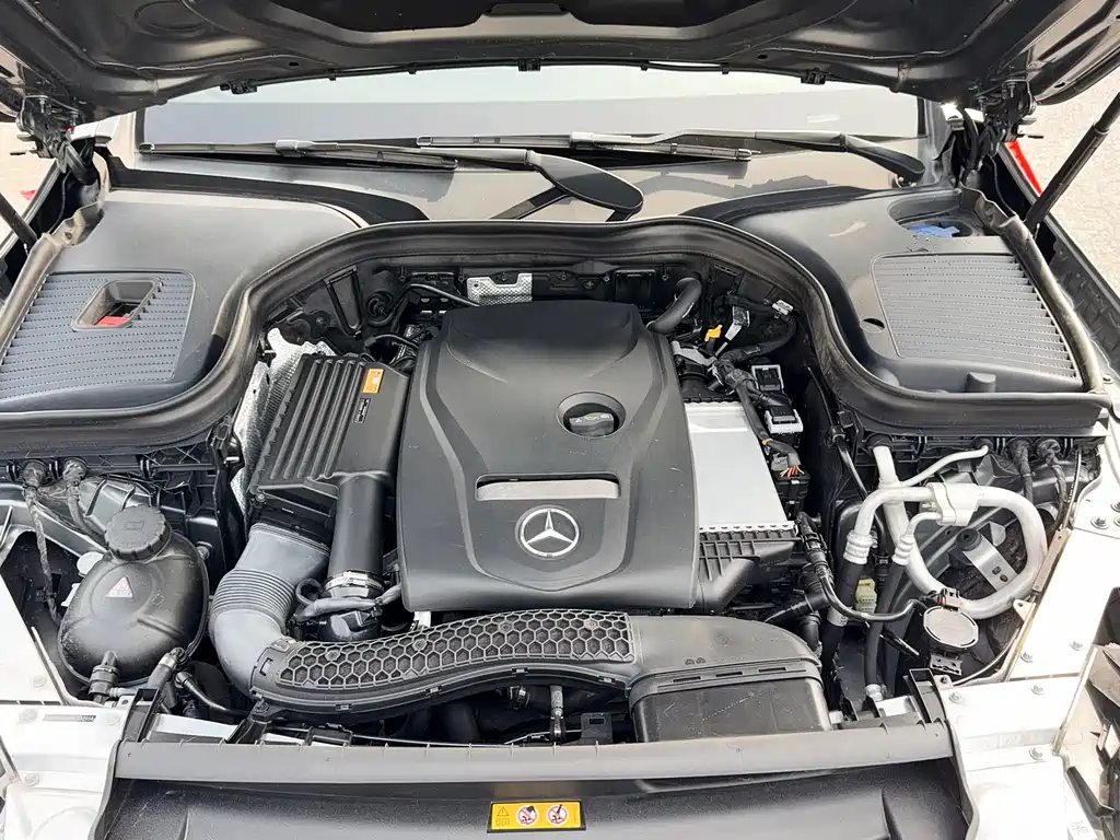 Mercedes-Benz GLC 2017 GLC 260 4MATIC luxury model купить на сайте DeffCars