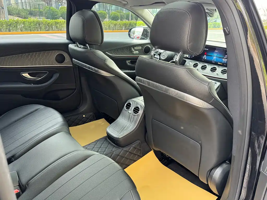 Mercedes-Benz E-Class 2022 E 260 L купить на сайте DeffCars