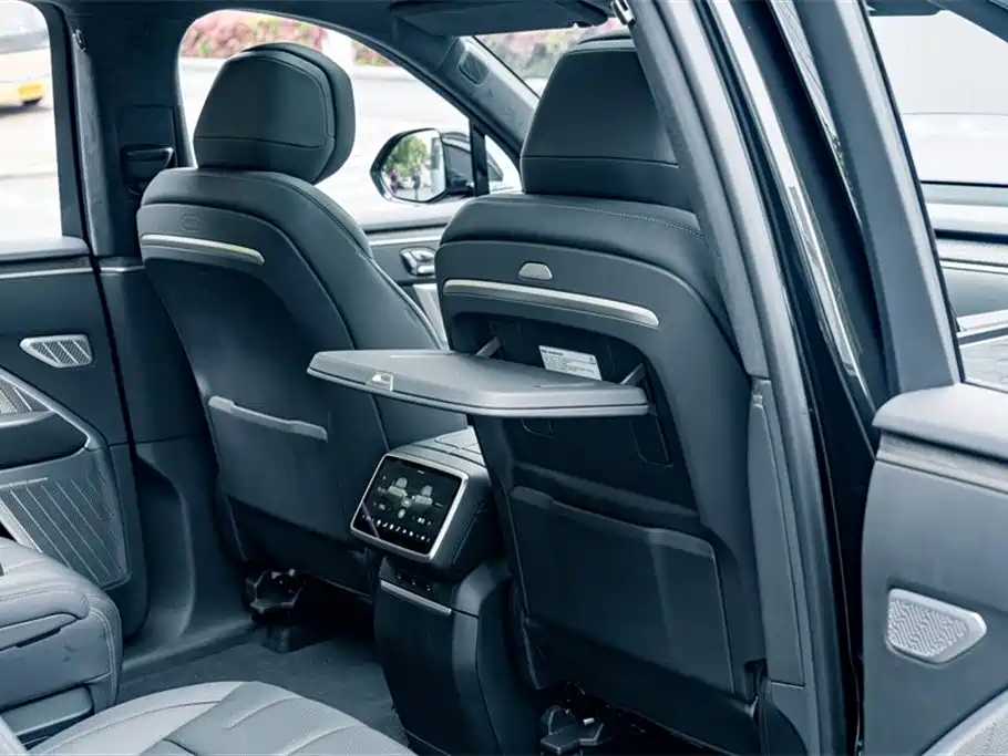 Ledo L90 2025 Ultra six-seater version купить на сайте DeffCars