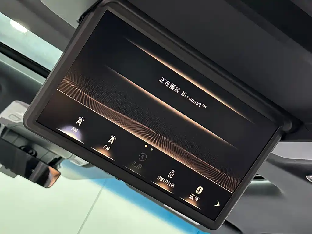 Lexus LM 2020 300h seven-seater elegant version купить на сайте DeffCars