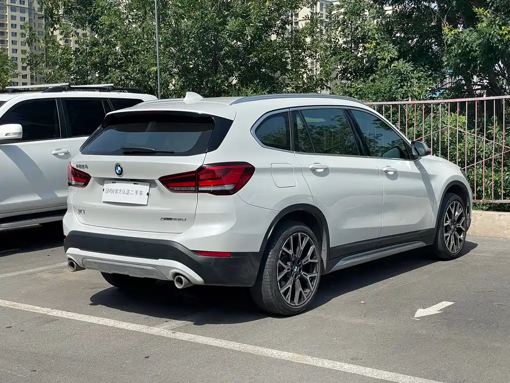 BMW X1 2022 facelift xDrive25Li exclusive model купить на сайте DeffCars