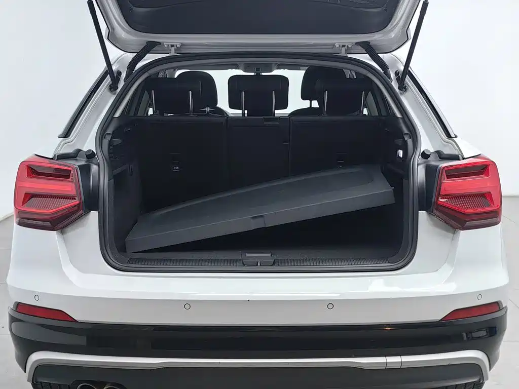 Audi Q2L 2018 35 TFSI launches exclusive version, National V купить на сайте DeffCars