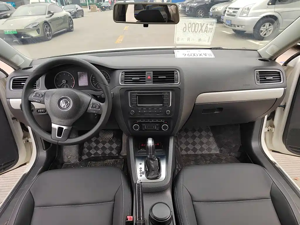 Sagitar 2014 1.4TSI automatic luxury model купить на сайте DeffCars