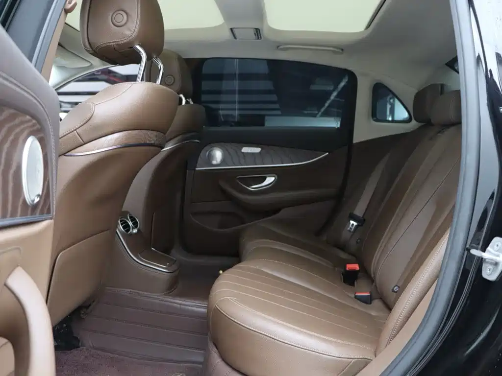 Mercedes-Benz E-Class 2021 facelift E 300 L luxury model купить на сайте DeffCars
