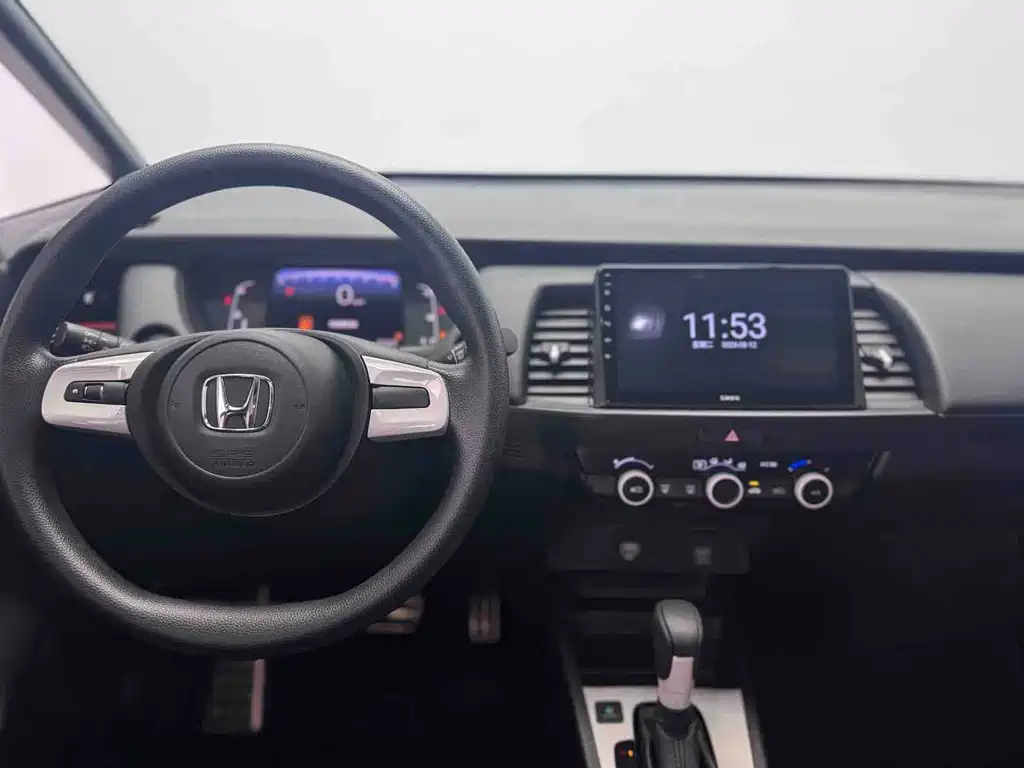 Fit 2021 1.5L CVT Fashion Edition купить на сайте DeffCars