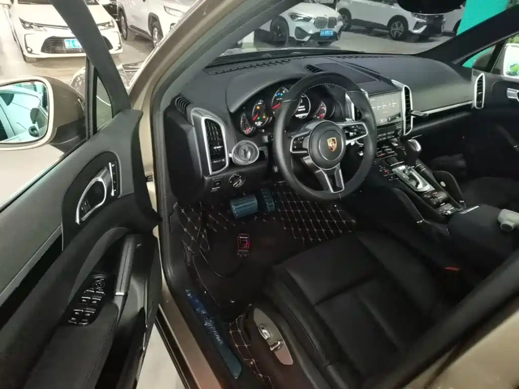 Cayenne 2016 Cayenne 3.0T купить на сайте DeffCars