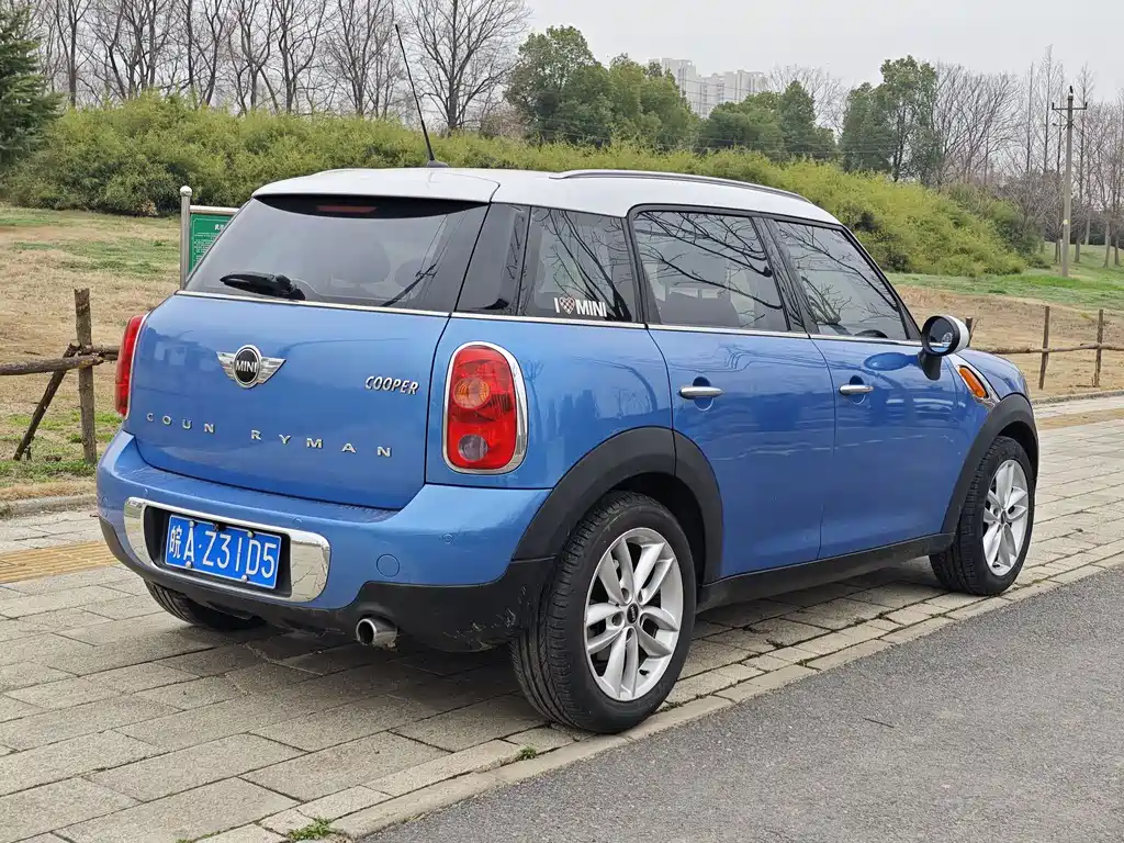 MINI COUNTRYMAN 2014 1.6L COOPER Excitement купить на сайте DeffCars