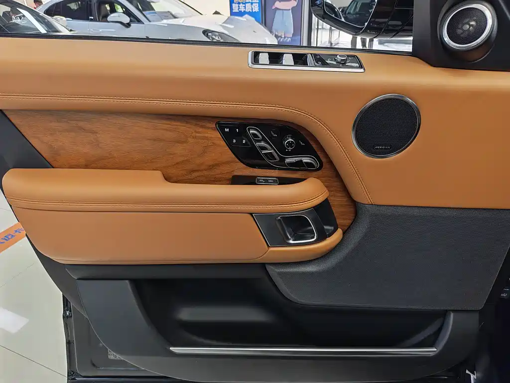 Range Rover 2019 5.0 SC V8 Revered Genesis Extended Edition купить на сайте DeffCars
